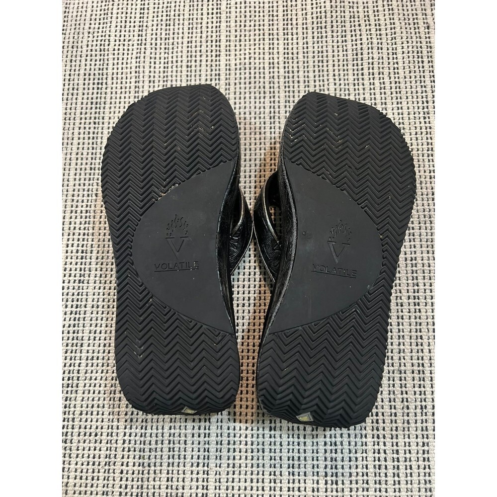 Volatile black 3ed flowers Women's Wedge Sandal size 8 - Picture 6 of 11